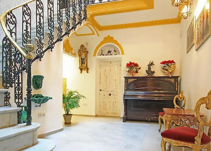 Palace House Hercules - Apartments