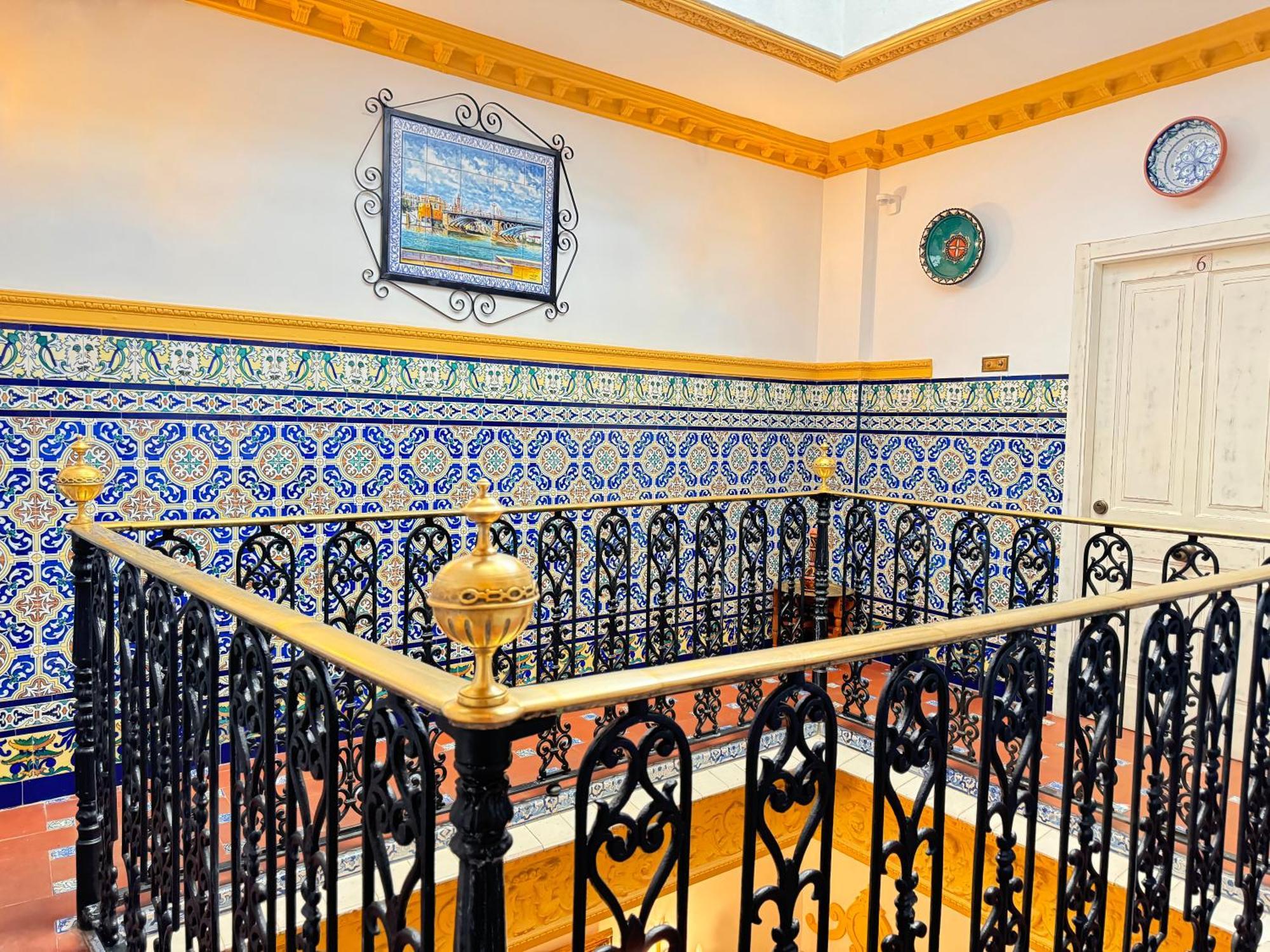 Palace House Hercules - Homestay
