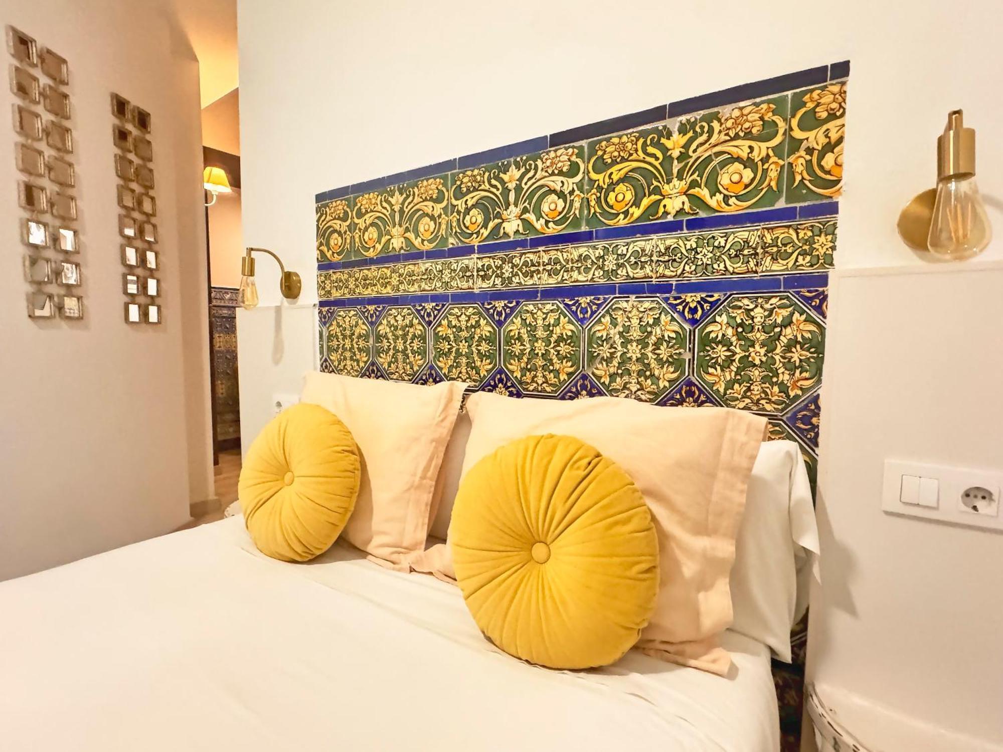 Palace House Hercules - Homestay *