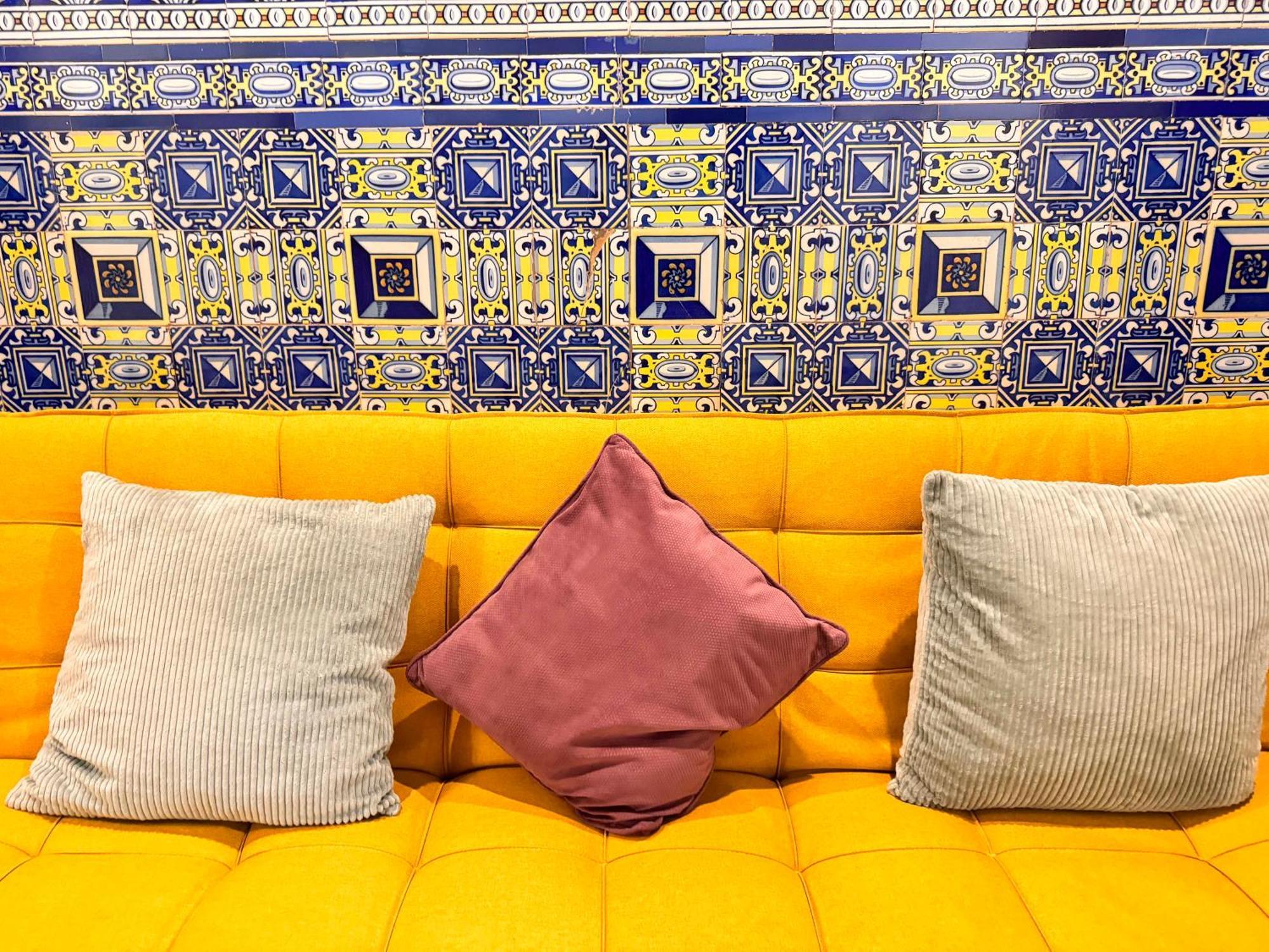 Palace House Hercules - Homestay