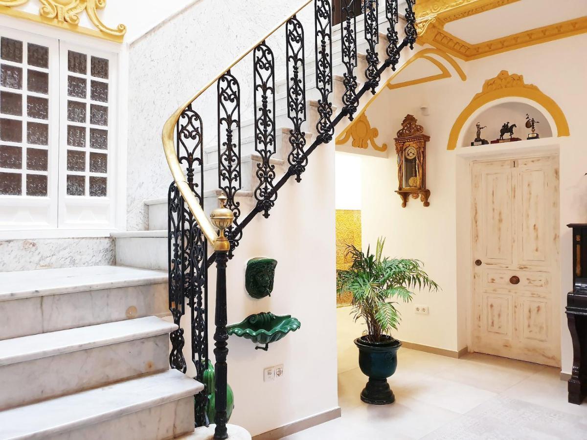 Homestay Palace House Hercules -
